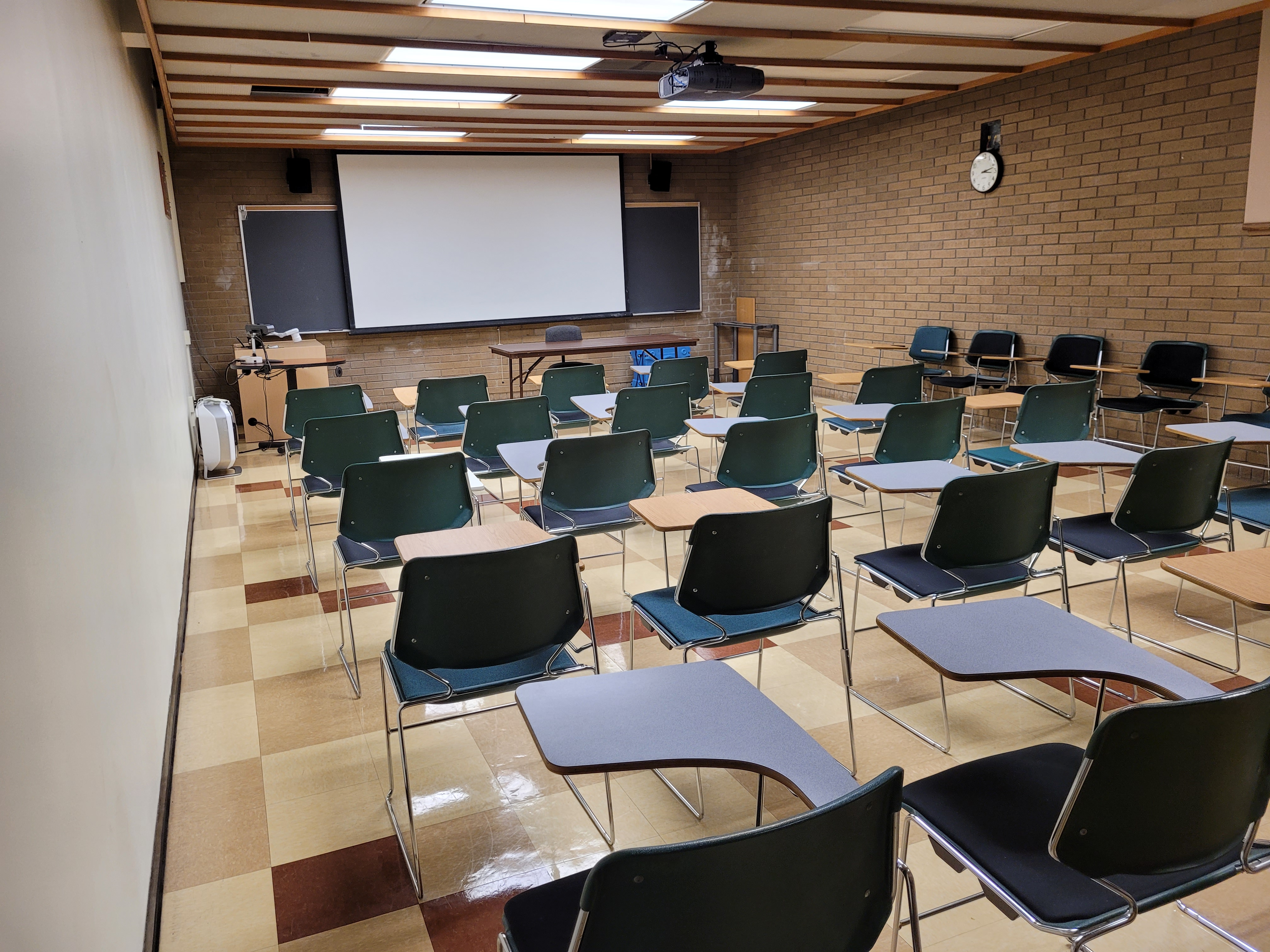 Lightboard – University Center for Teaching and Learning